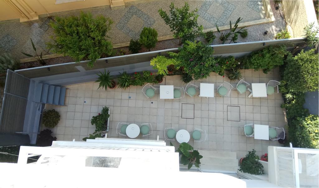 Hotel Moschos 2*